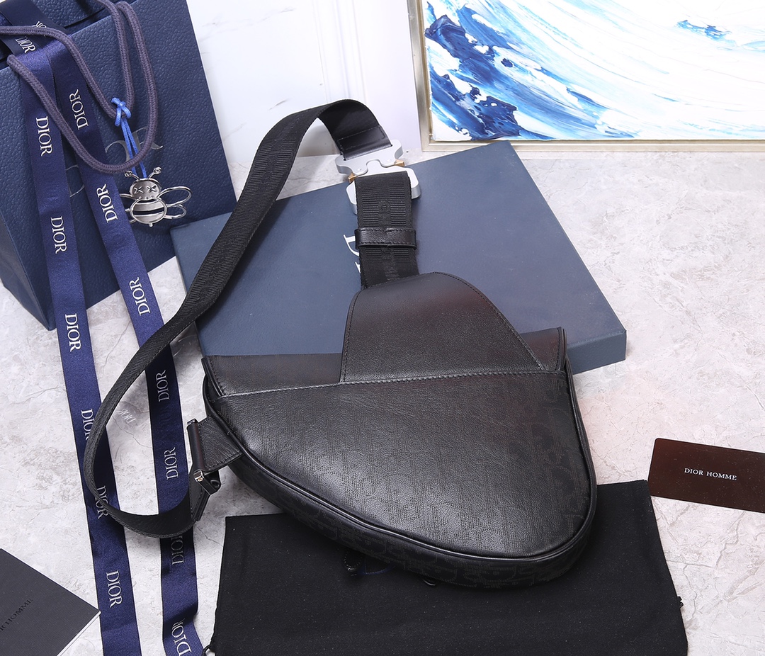 Handbag Chanel 93305 size 26*19*4.5 cm - vstockx