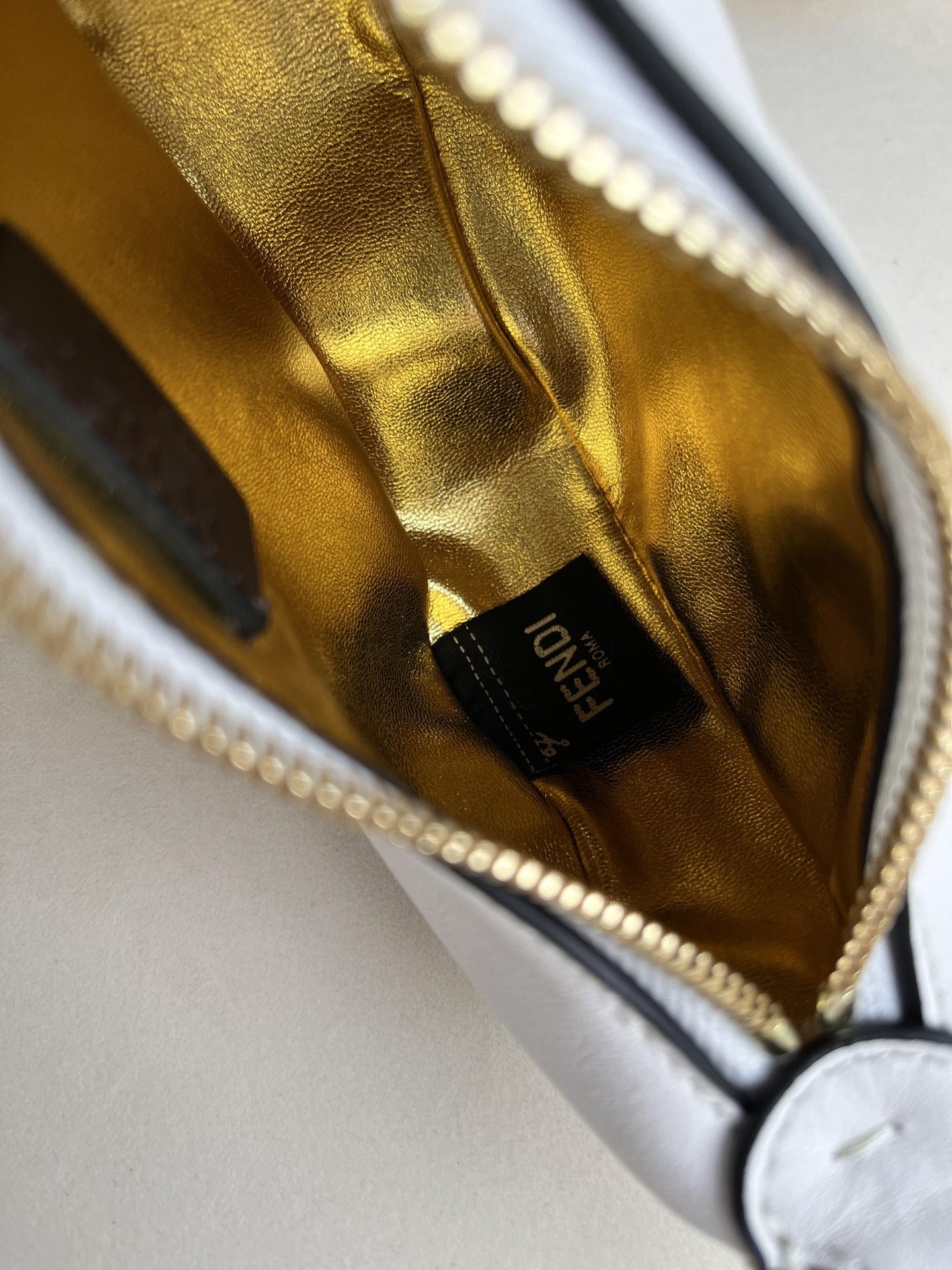 handbags FENDI 206 size:16.5*14*5cm - vstockx