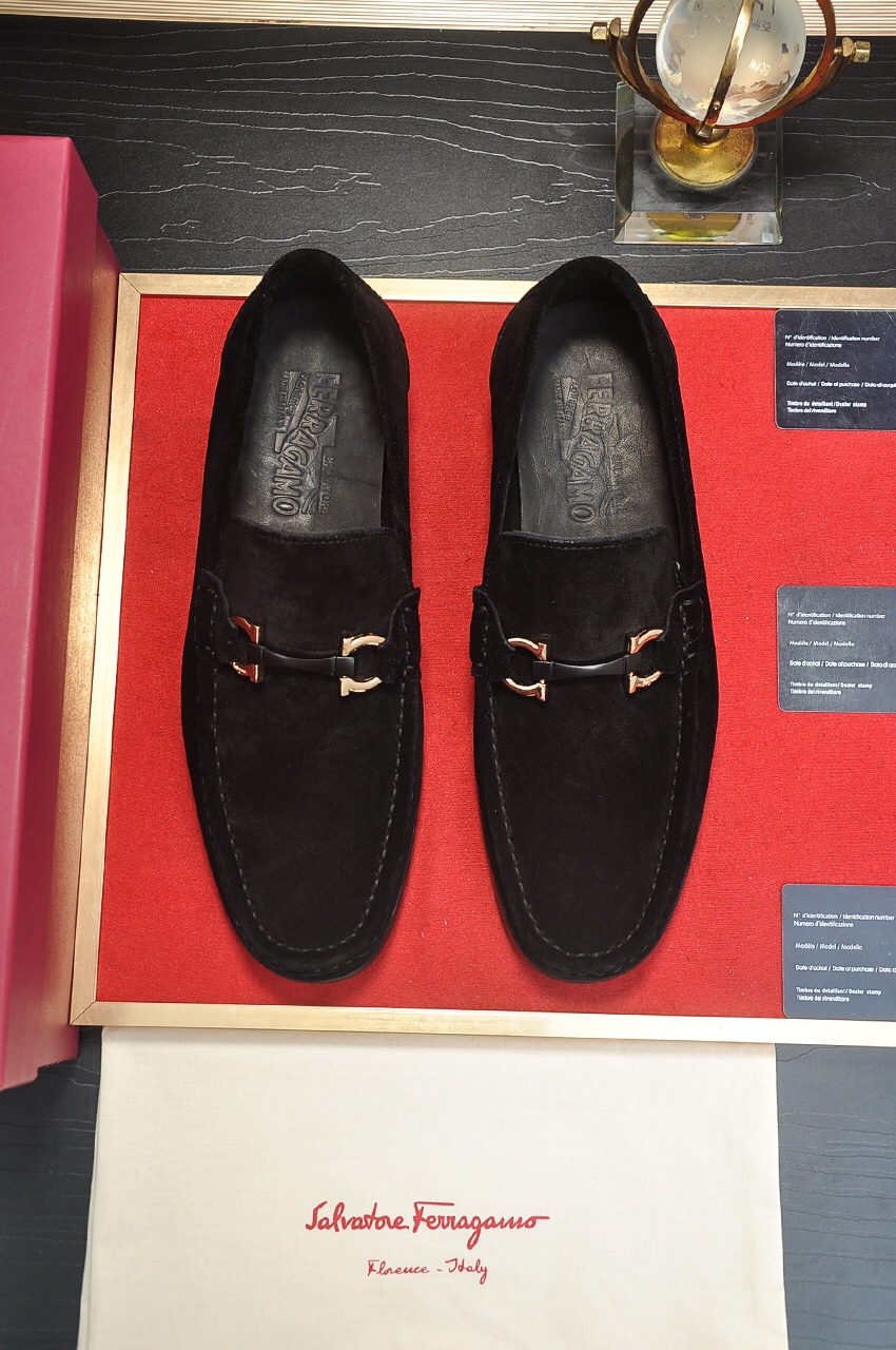 Salvatore Ferragamo Boots 3 - vstockx