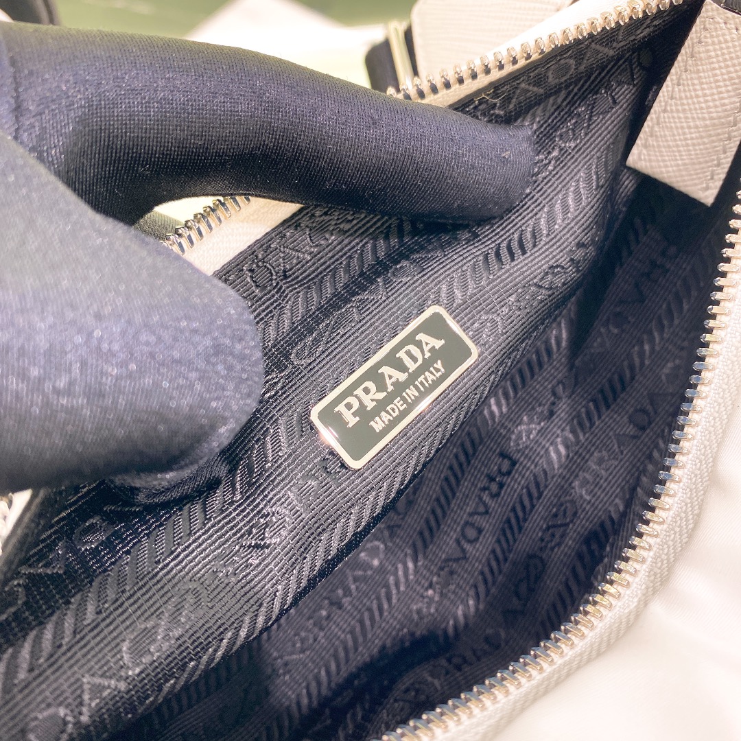 handbags prada 1BH190 26*14*12 - vstockx