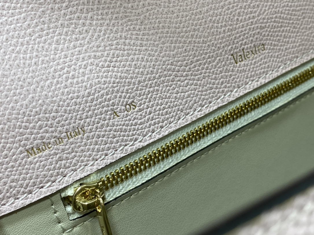 Handbag VALEXTRA size ** - vstockx