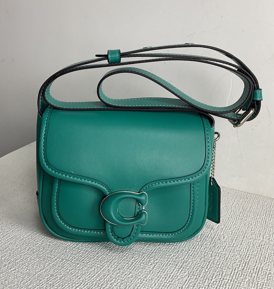 Handbags Coach CJ846 size ?9*14*7 - vstockx