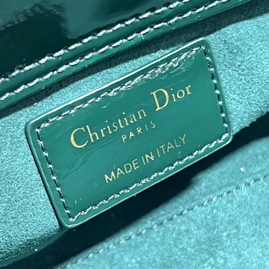 Handbag Dior 0540 size 22.5  6  11.5 cm - vstockx