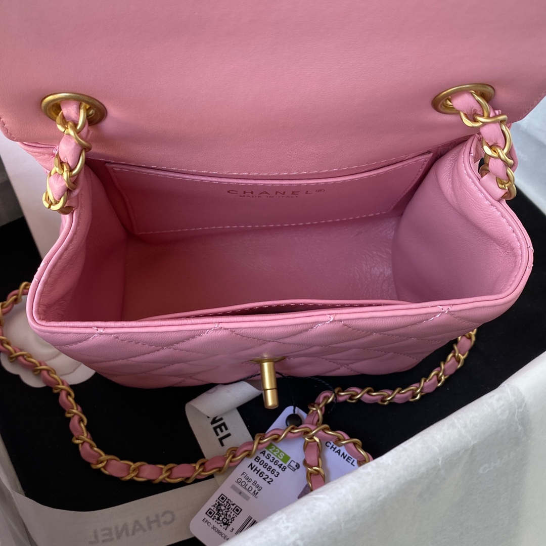 Handbag Chanel AS3648 size 17X14.5X7.5 cm - vstockx