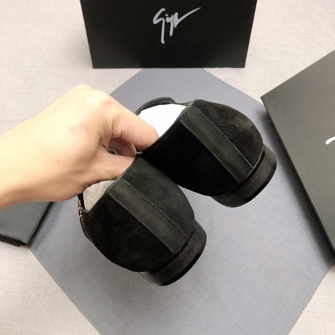 Giuseppe Zanotti Slip-on 6 - vstockx