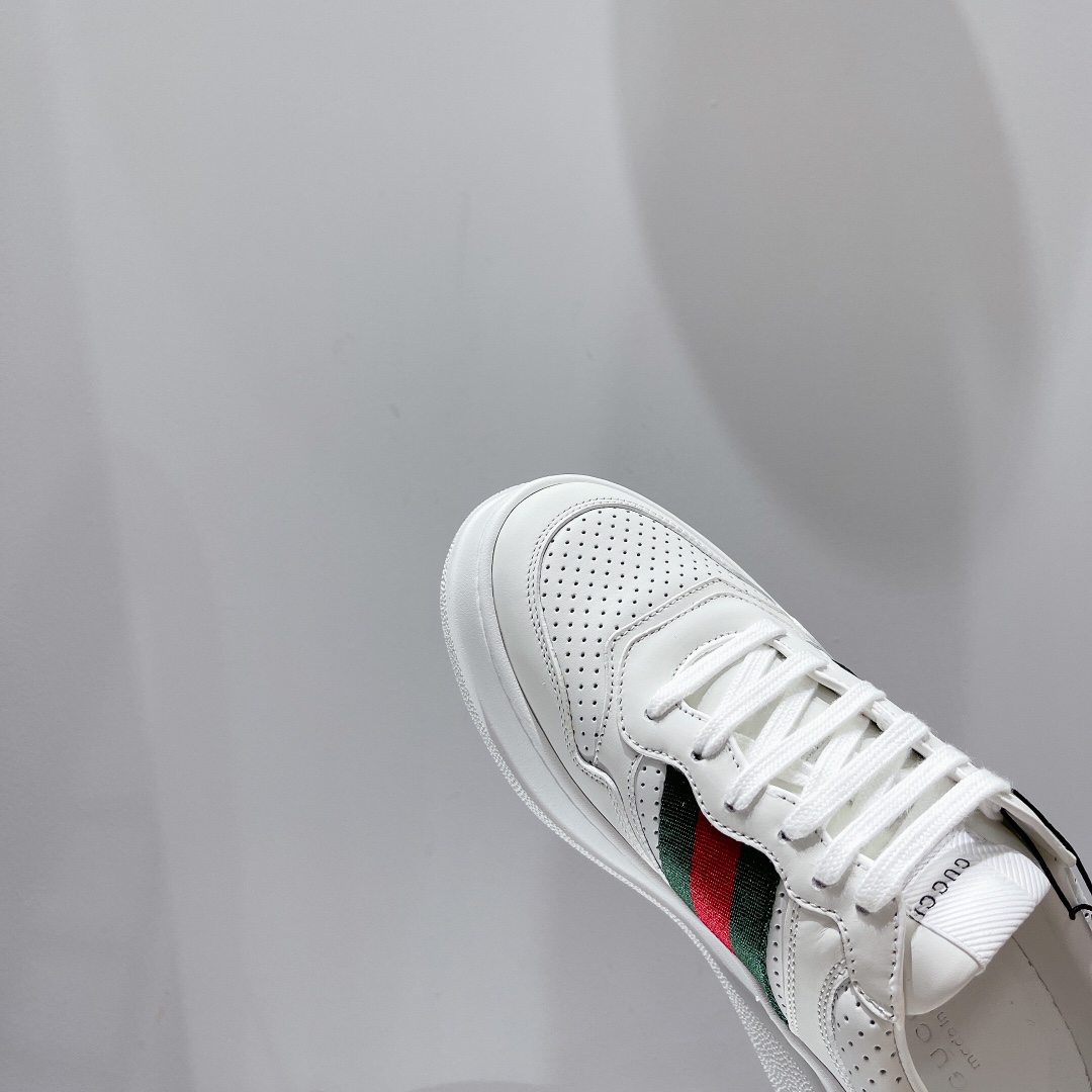 Gucci Women's GG sneaker 2 - vstockx