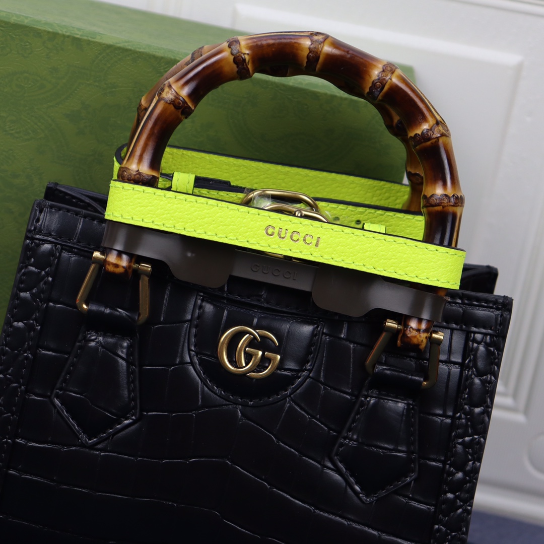 Handbag Gucci 655661 size 20*16*10 cm - vstockx