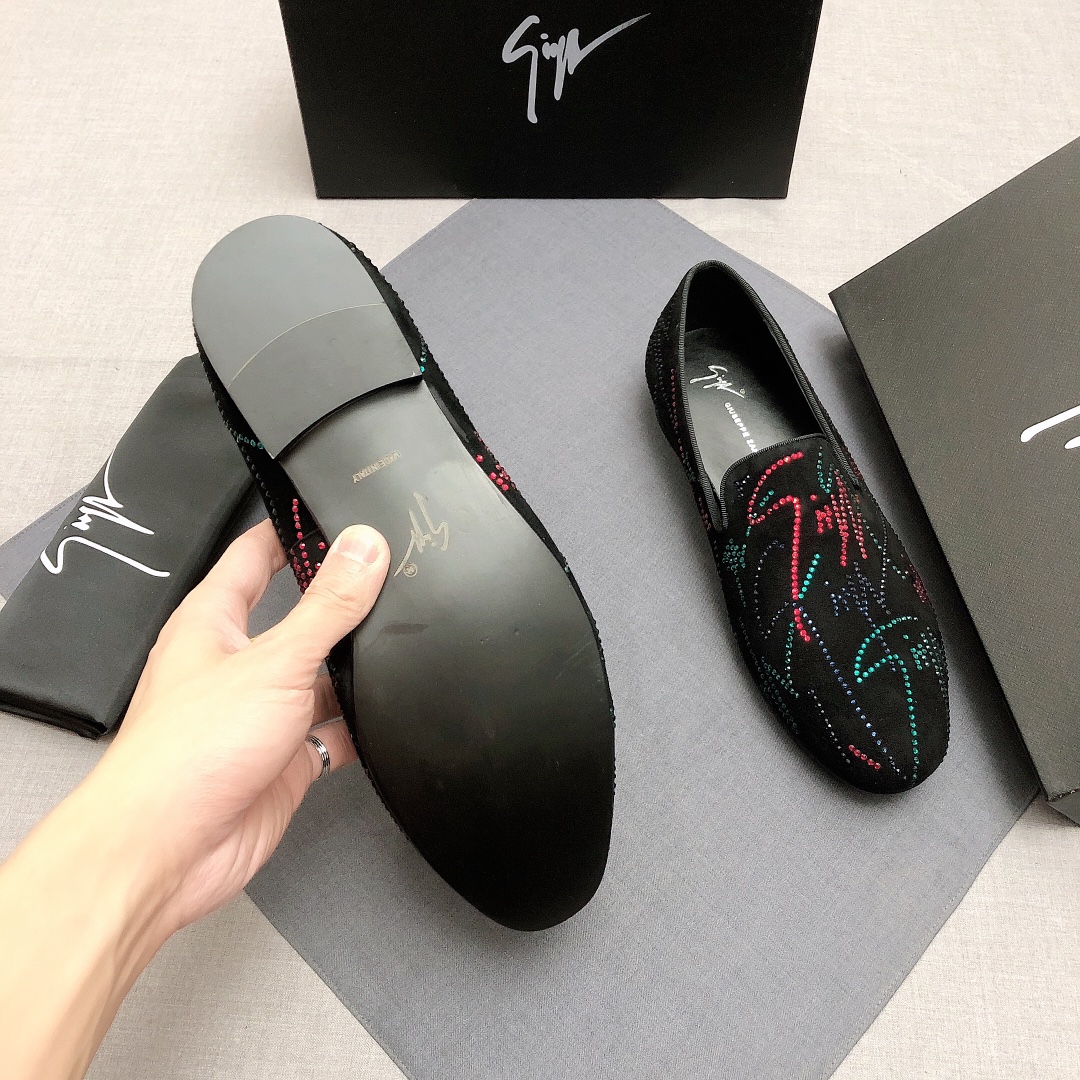 Giuseppe Zanotti Slip-on 4 - vstockx