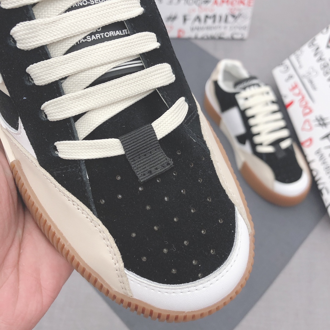 Dolce & Gabbana Low Tops Sneakers 59 - vstockx