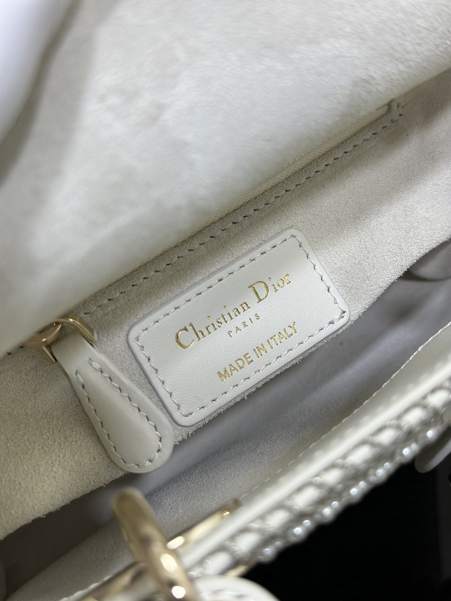 Handbag Dior M0505 size 17 x 15 x 7 cm - vstockx