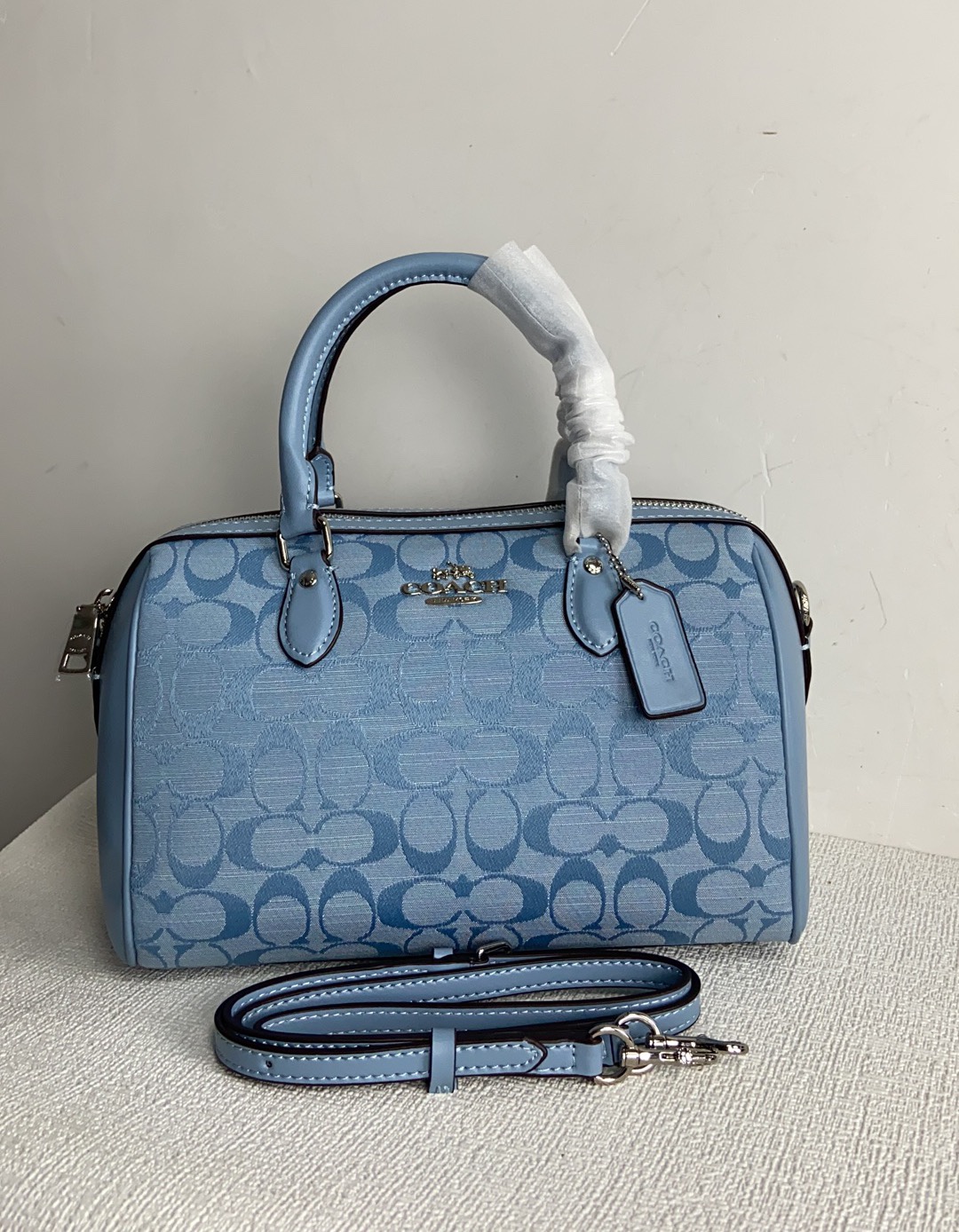 Handbags Coach CH141 size:26*18 - vstockx