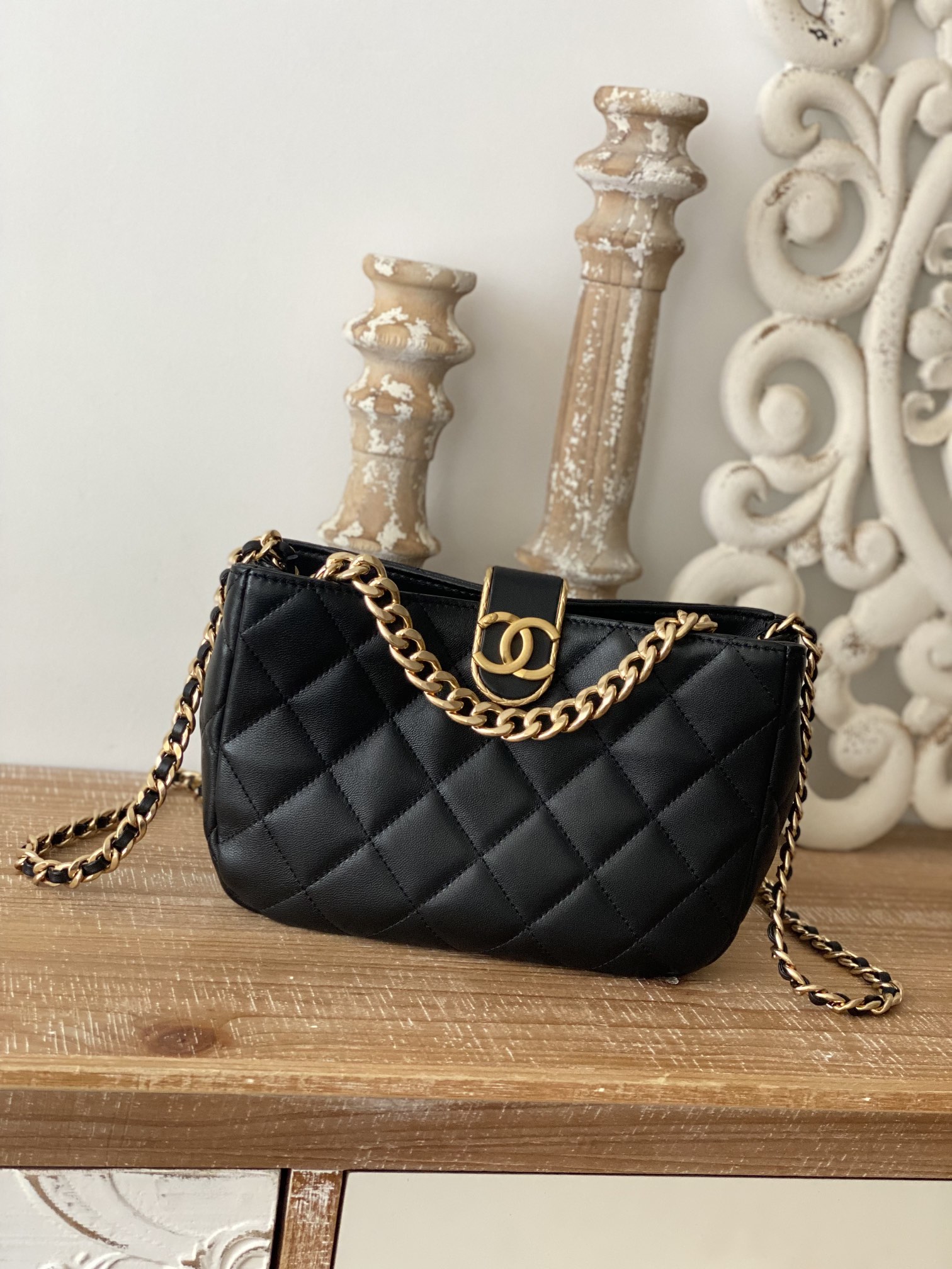 Handbag Chanel 3476 size 17*23*7* cm - vstockx