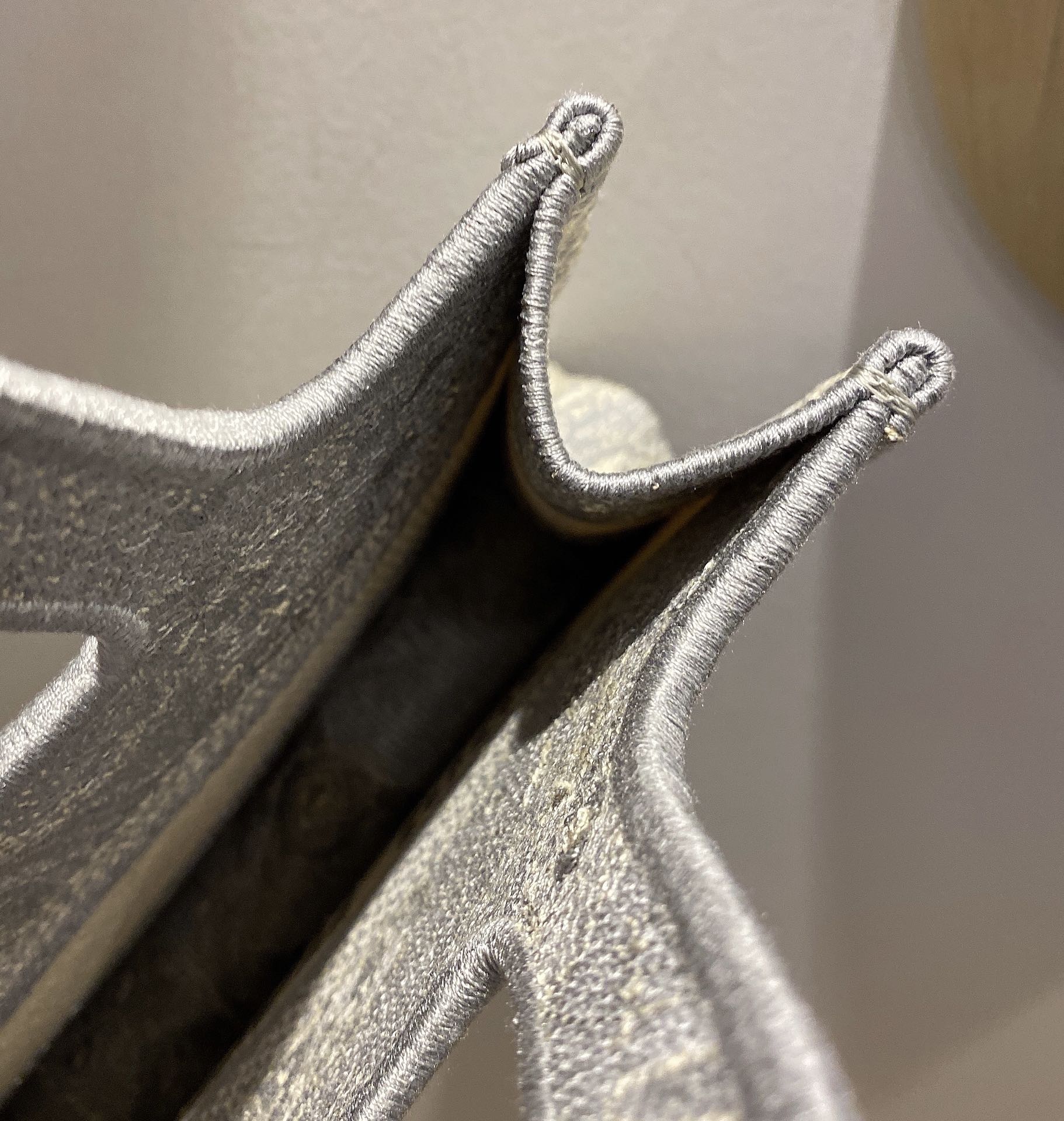 Handbags Dior Book Tote 8001 size:22 cm - vstockx