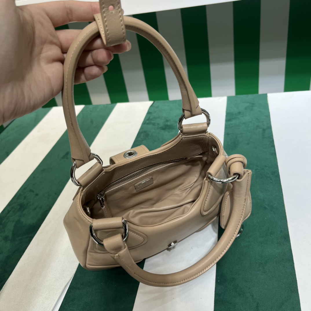 Handbags Prada PRADA PASSAVELA 1BA381 size:23x16x9 cm - vstockx