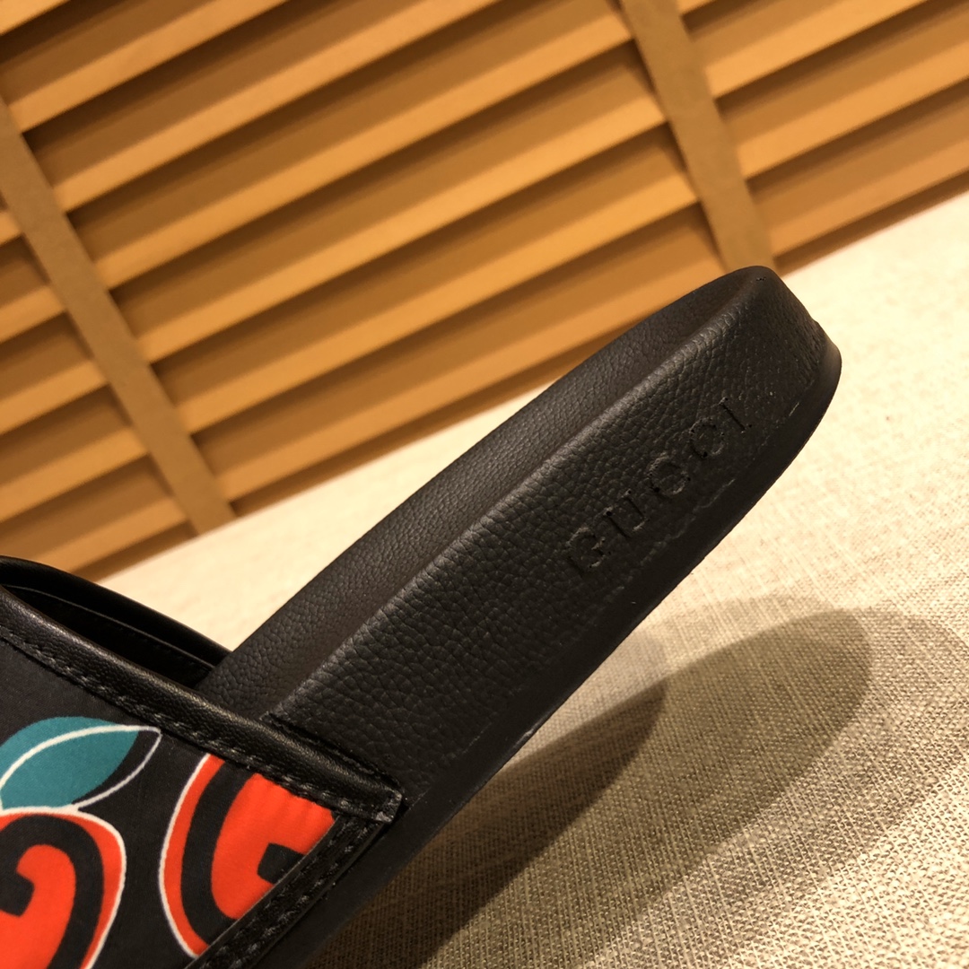 Gucci Slippers 21 - vstockx