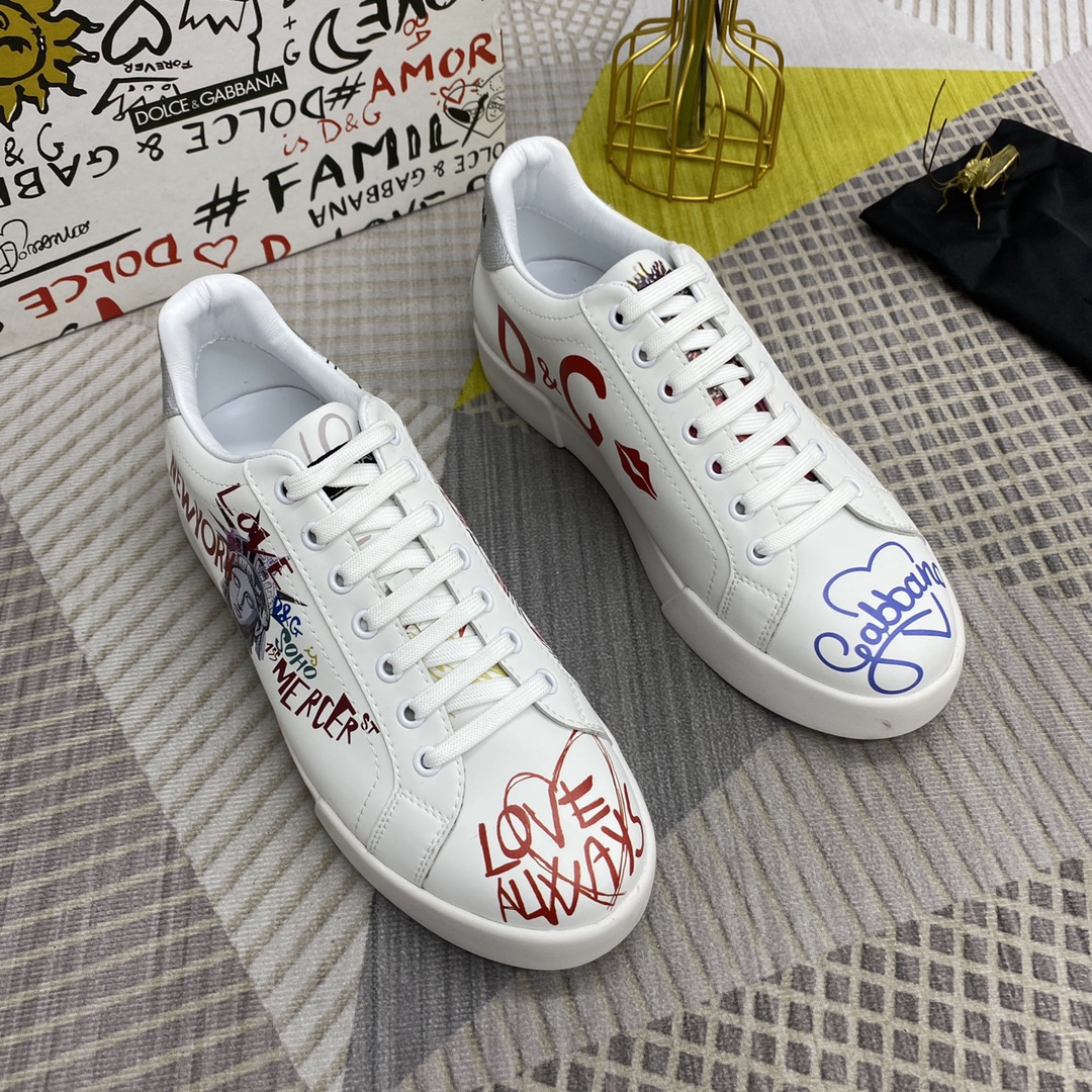 Dolce & Gabbana Low Tops Sneakers 100 - vstockx