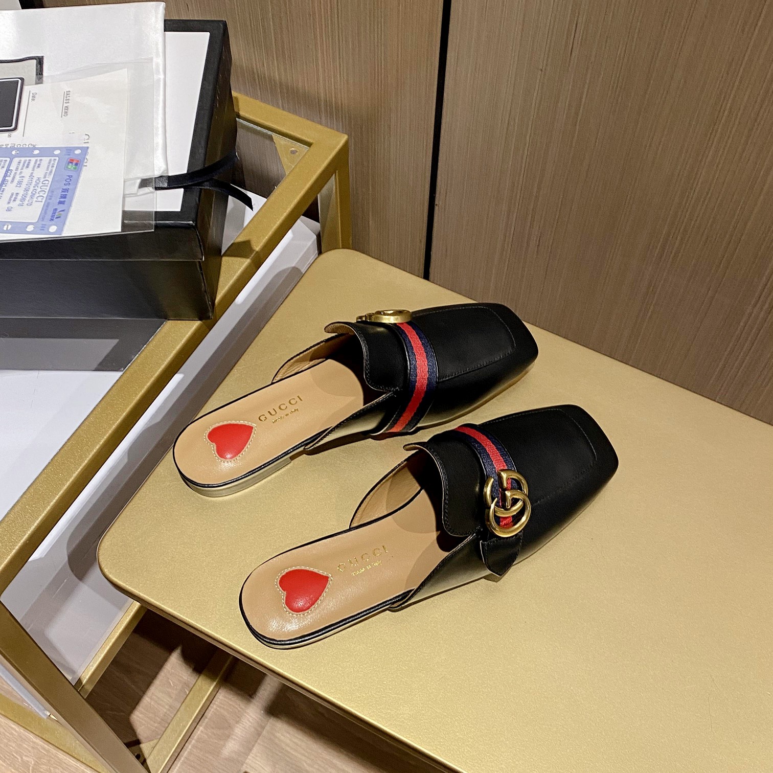 Gucci Leather mid-heel loafer Women 12 - vstockx