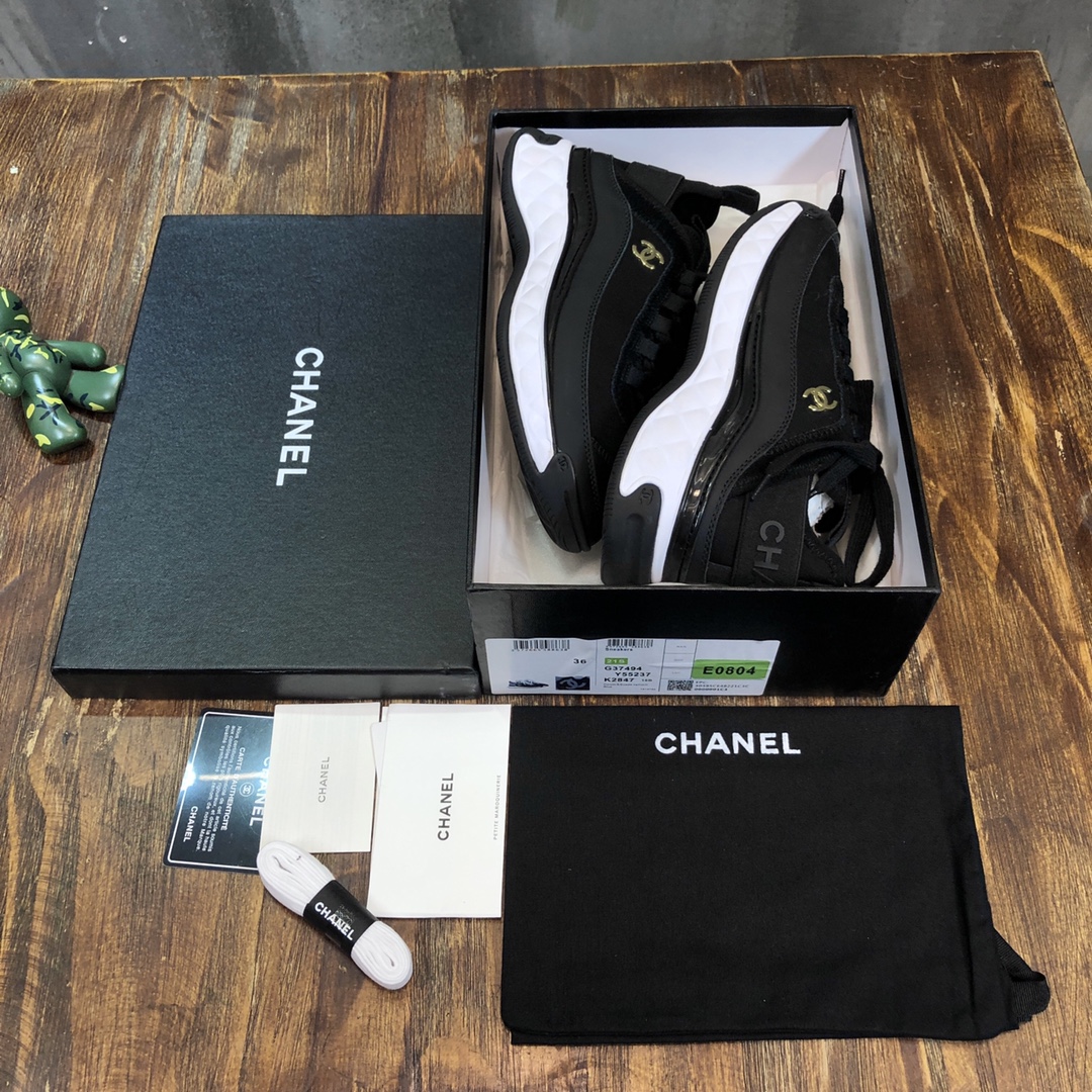 Chanel Fabric & Suede Calfskin Low Top Sneaker 19 - vstockx