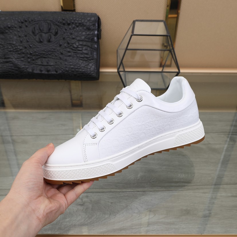 HUGO BOSS Low Top Sneaker 5 - vstockx
