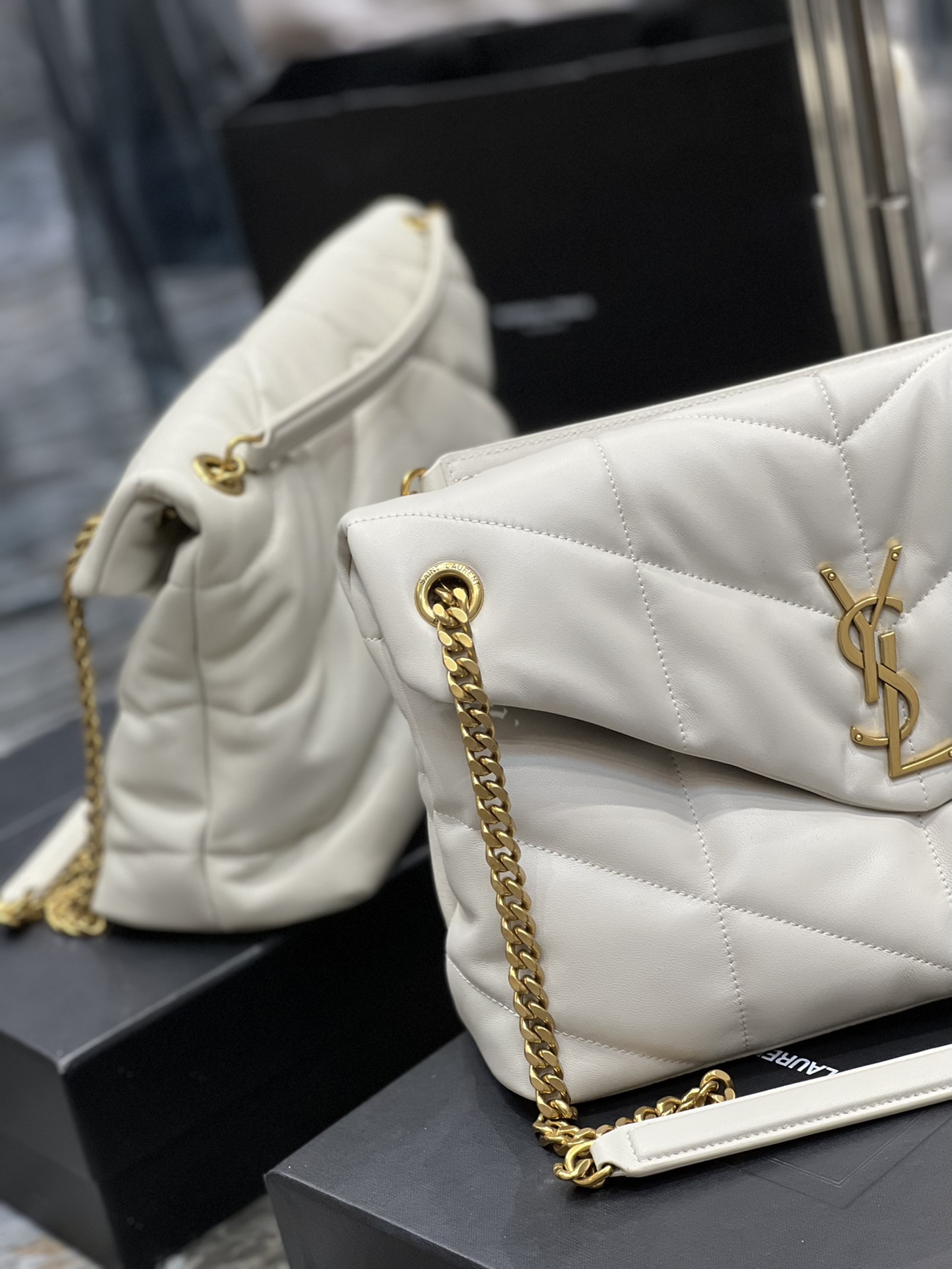 Handbags SAINT LAURENT 577475 size 35x23x13.5 cm - vstockx