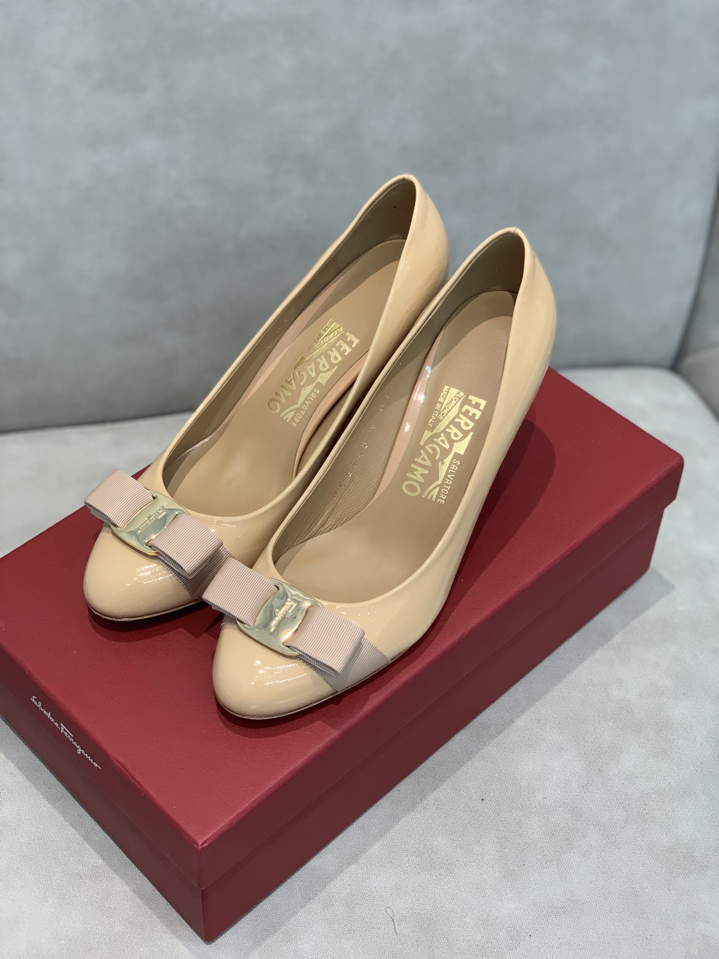 Salvatore Ferragamo Heel 1 - vstockx