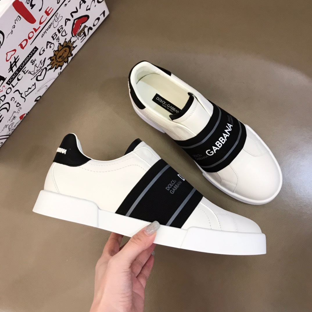 Dolce & Gabbana Low Tops Sneakers 88 - vstockx