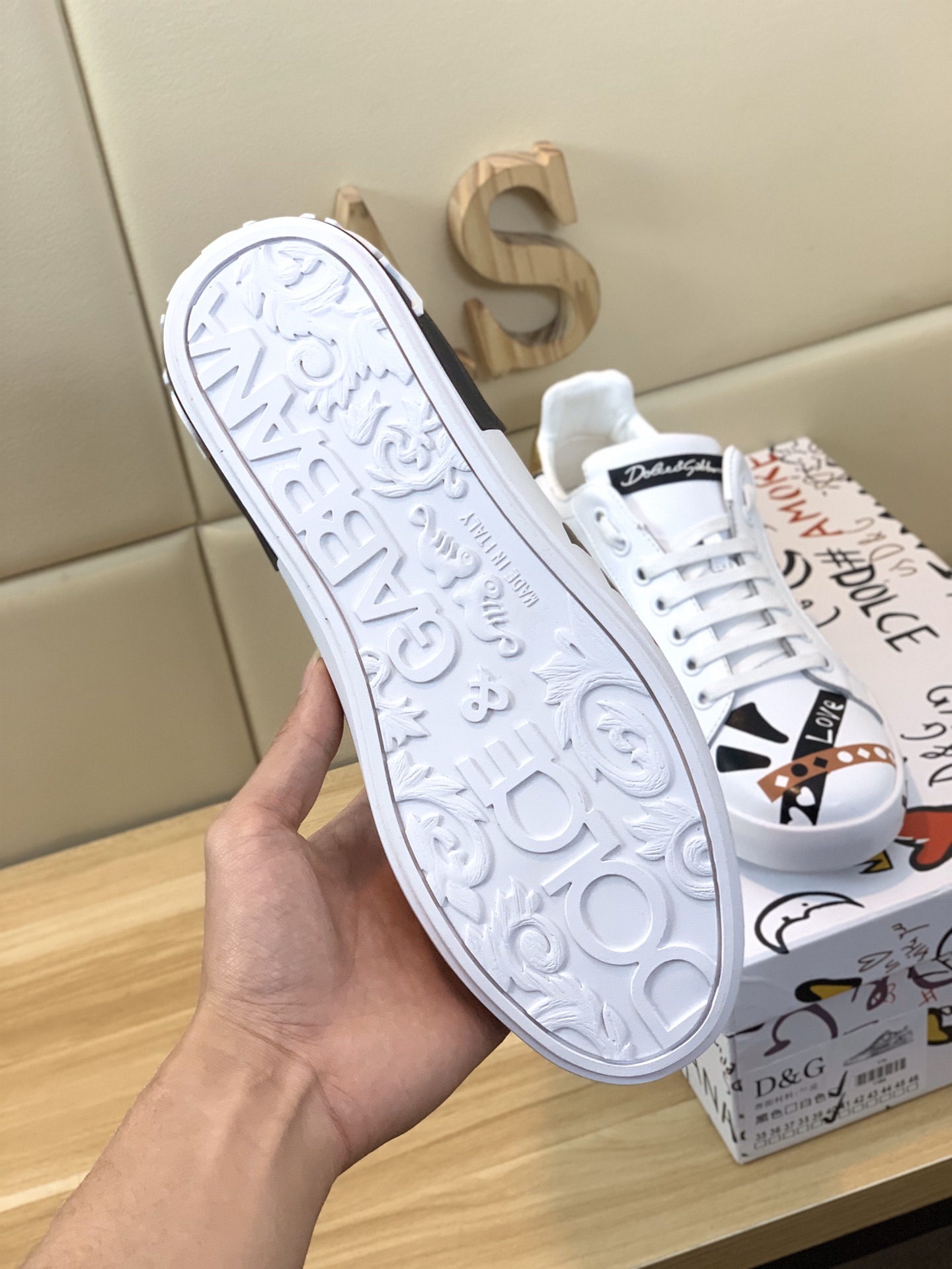 Dolce & Gabbana Low Tops Sneakers 125 - vstockx