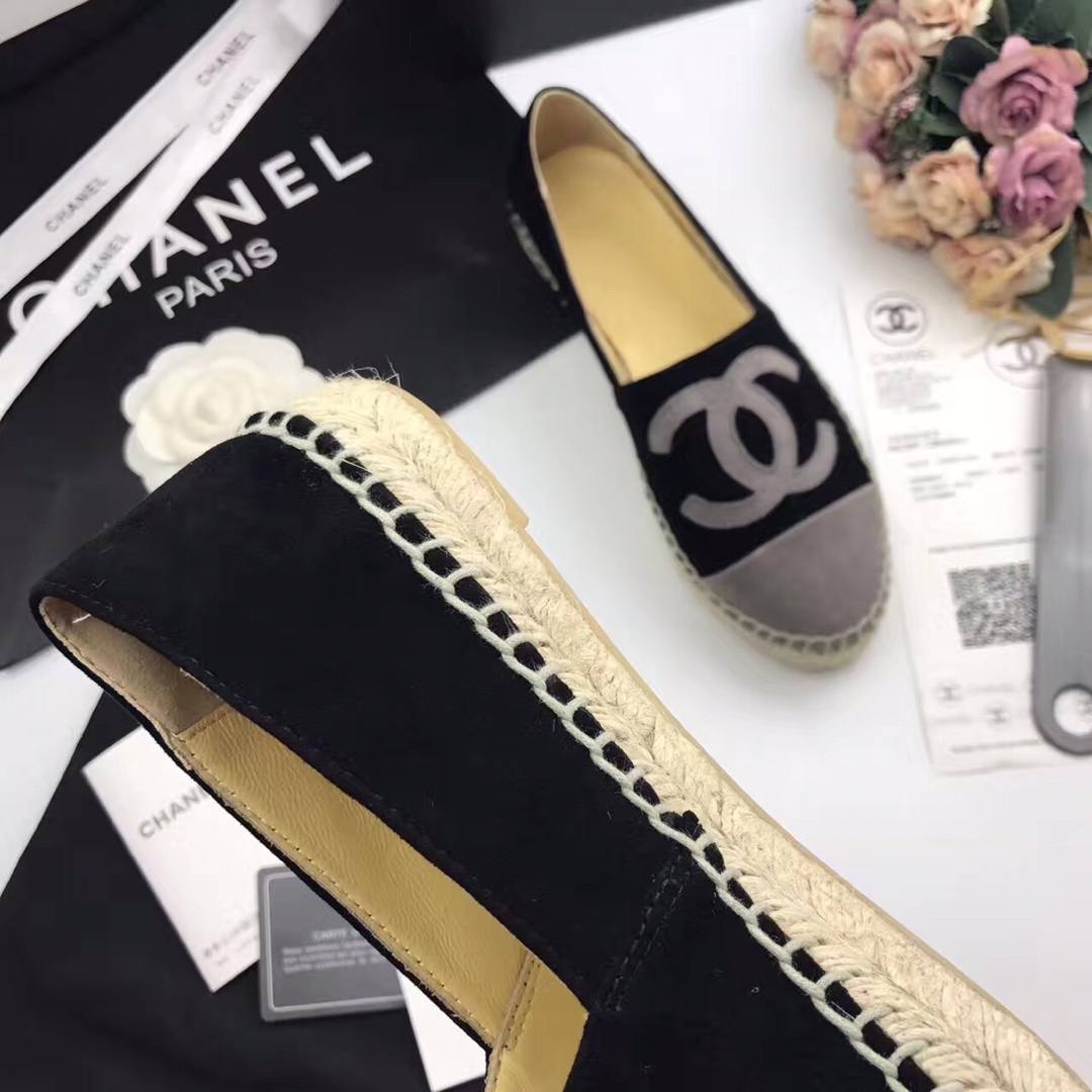 Chanel Loafers 18 - vstockx