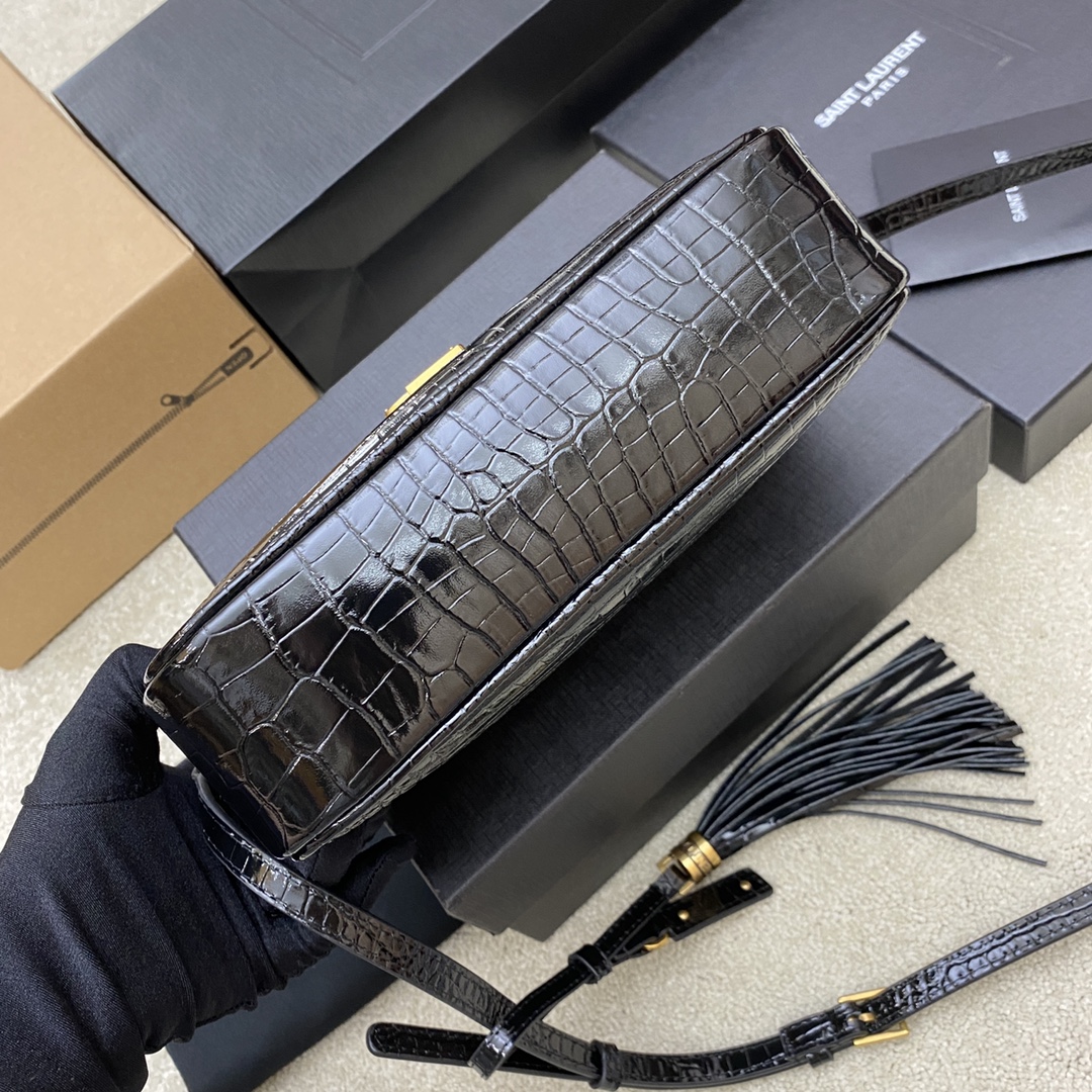 Handbags SAINT LAURENT 520534 size 23x16x6 cm - vstockx