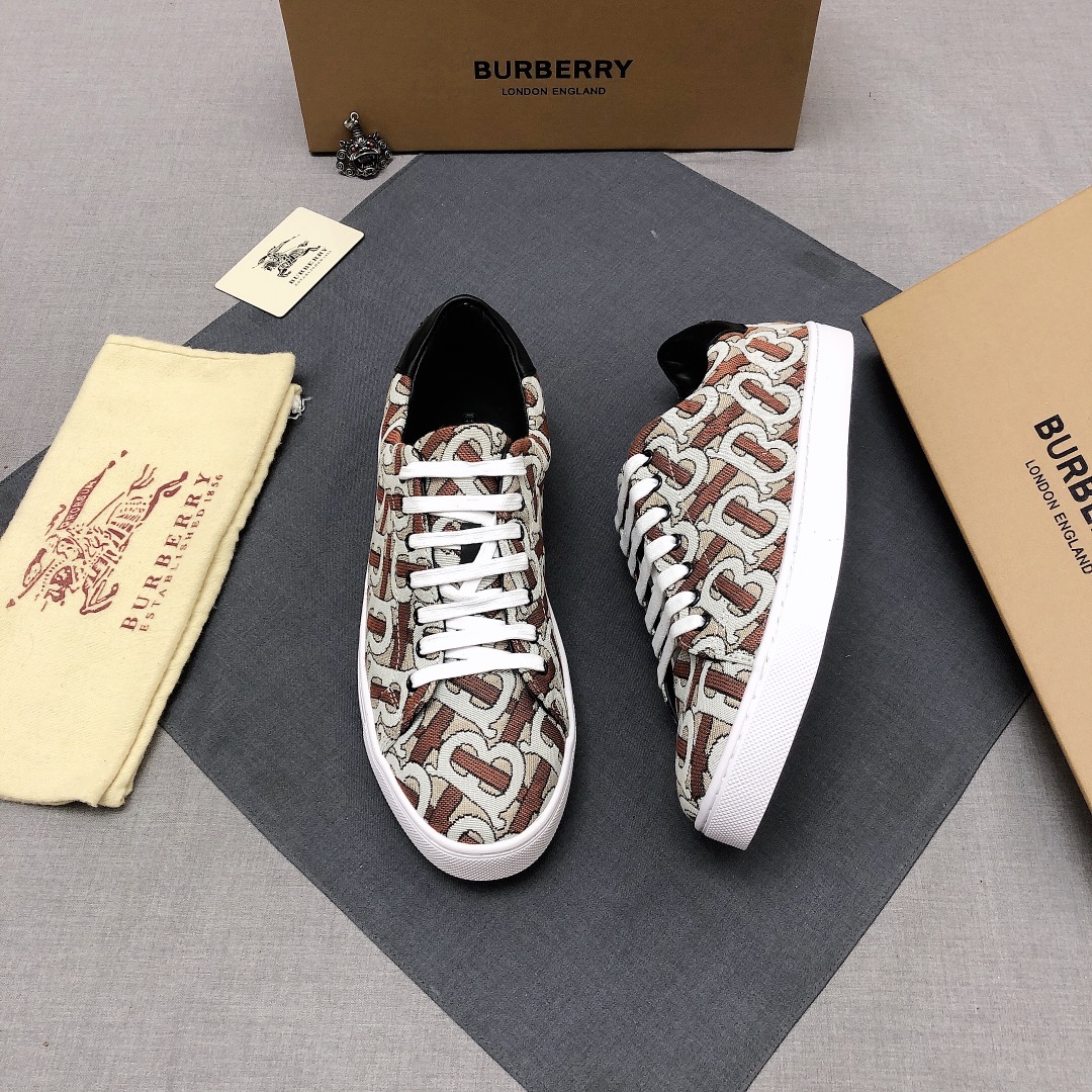 Burberry Perforated Check Sneaker 6 - vstockx