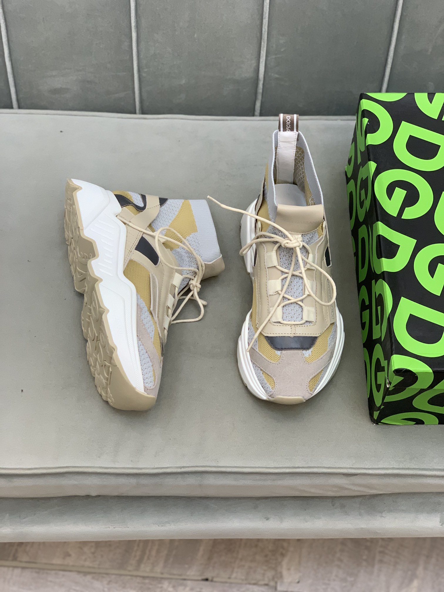 Dolce & Gabbana High-Tops chunky sneakers 11 - vstockx