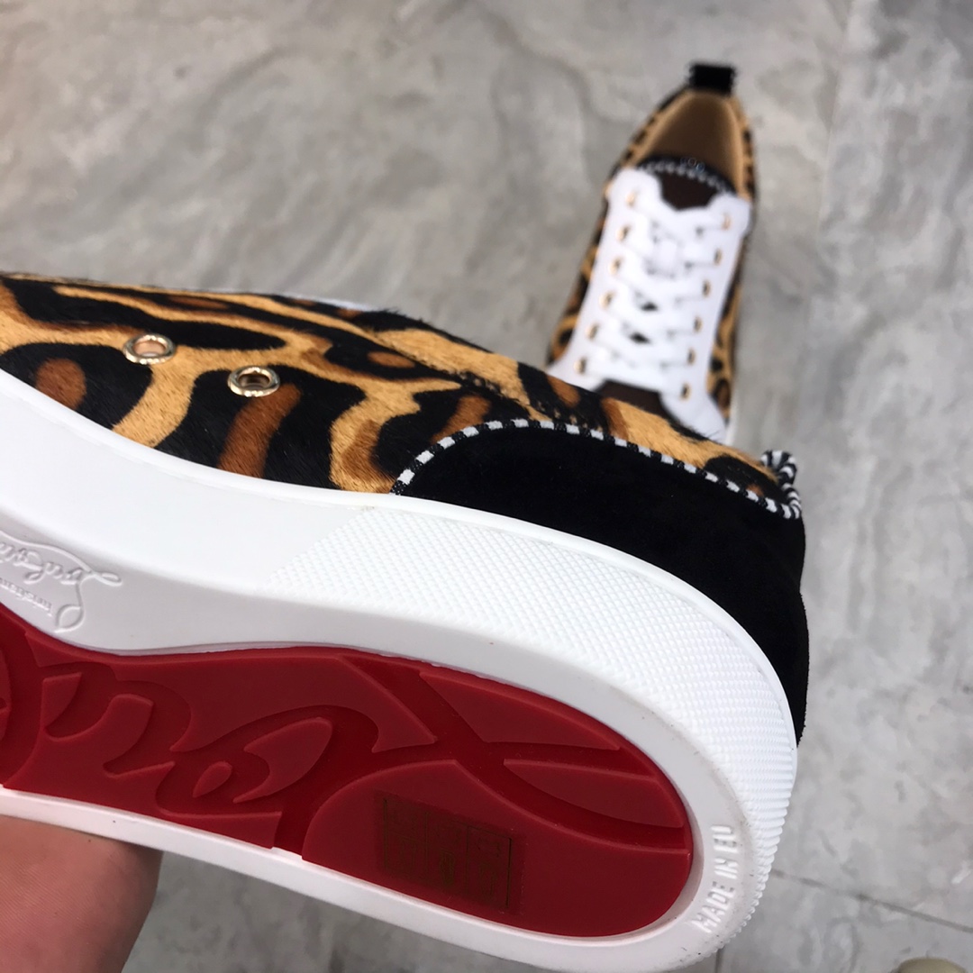 Christian Louboutin Louis Junior Spikes Orlato Flat Sneakers 59 - vstockx