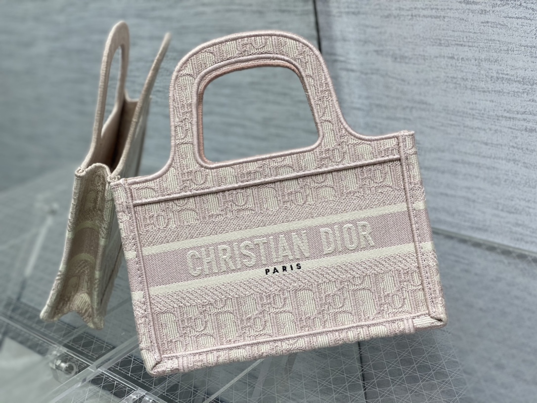Handbags Dior Tote 8001 size:23*4*15 cm - vstockx