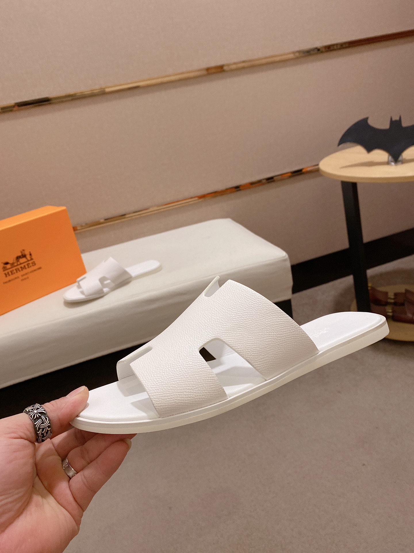 Hermes Sandals 6 - vstockx