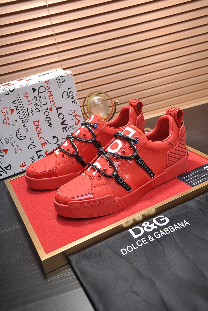 Dolce & Gabbana Low Tops Sneakers 67 - vstockx