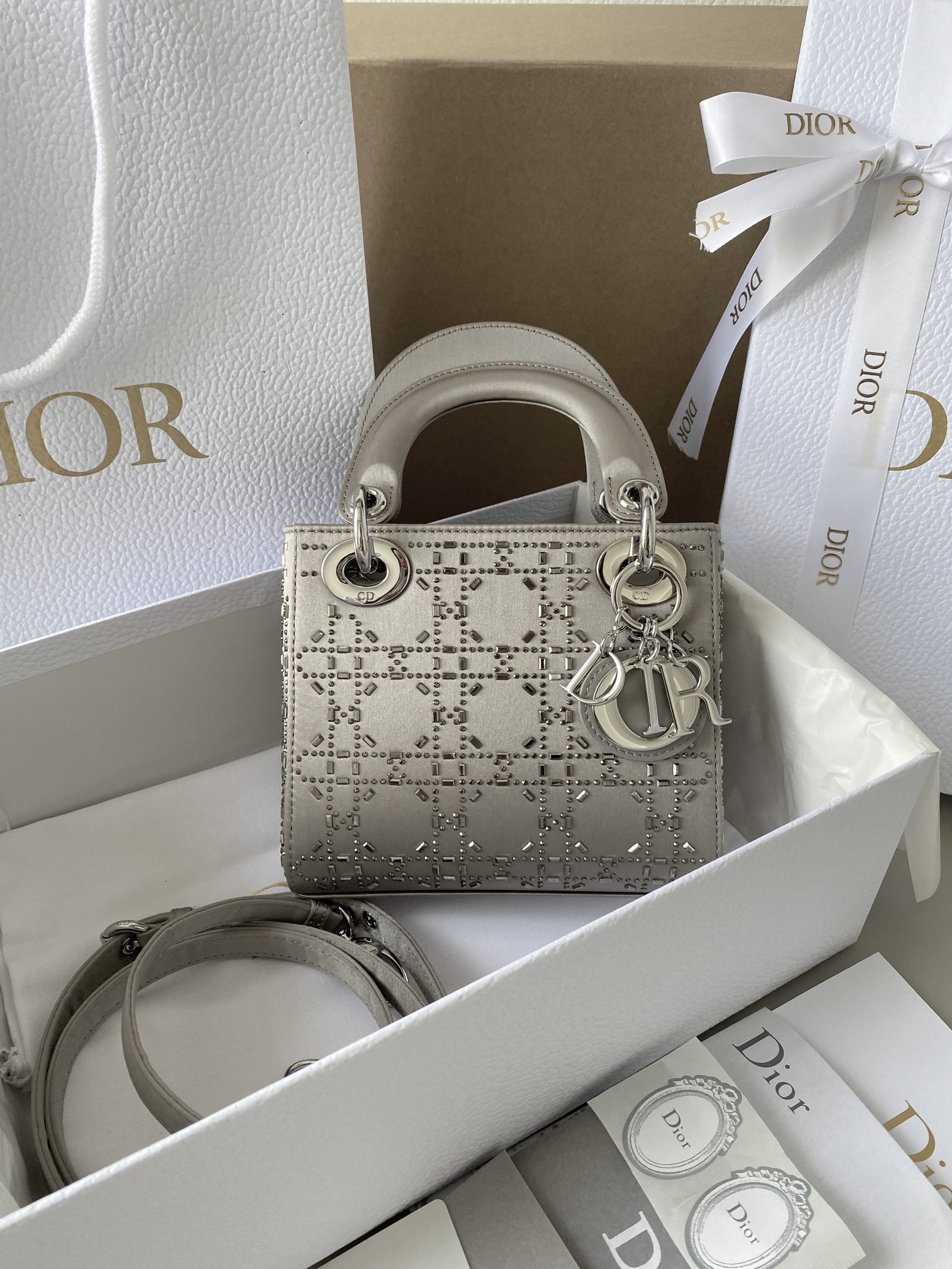 Handbags Dior 1004 size:17  15  7 cm - vstockx