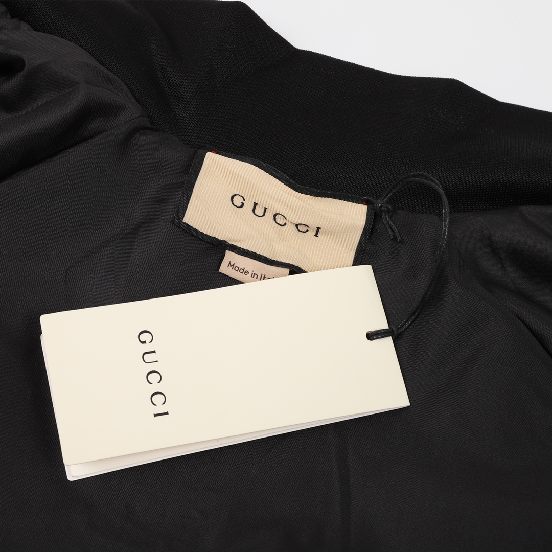Clothes Gucci 408 - vstockx