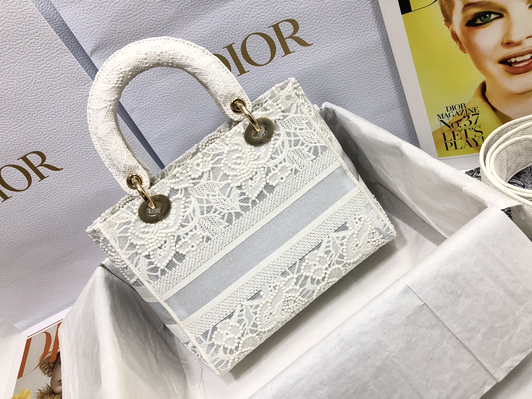 Handbag Dior M0565 size 24 x 20 x 11 cm - vstockx