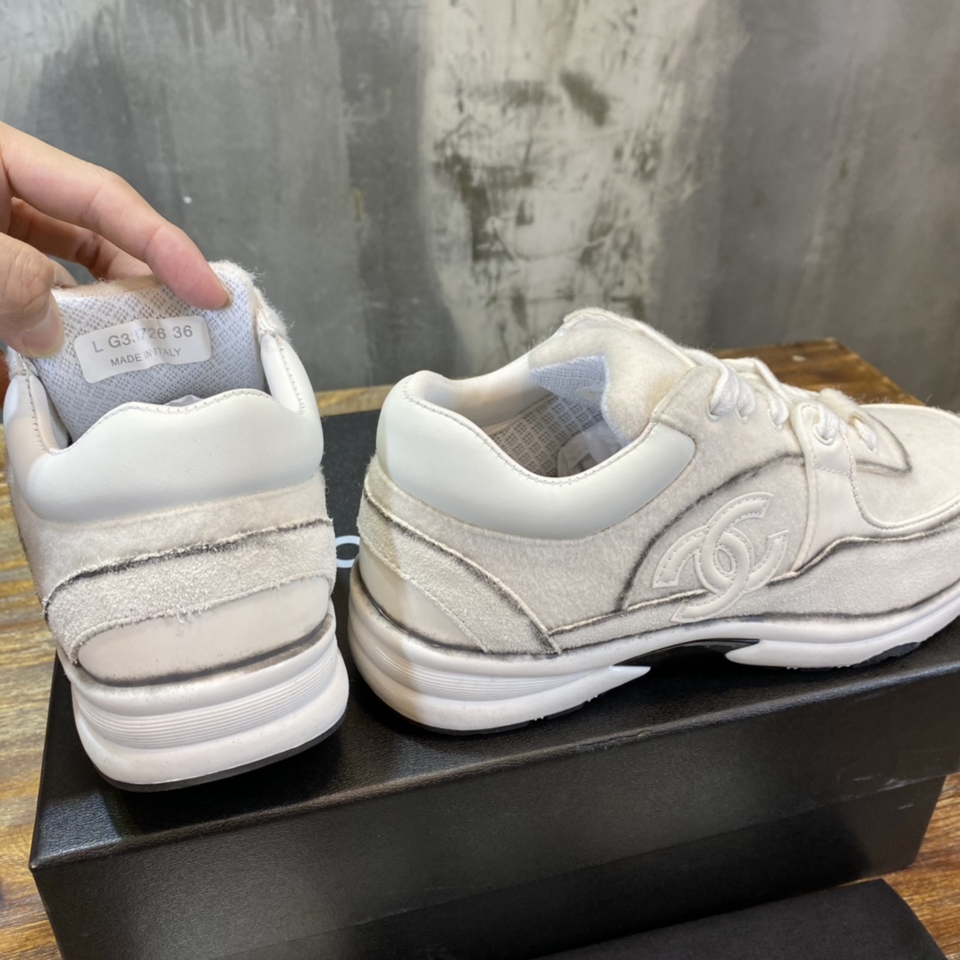 Chanel Fabric & Suede Calfskin Low Top Sneaker 42 - vstockx