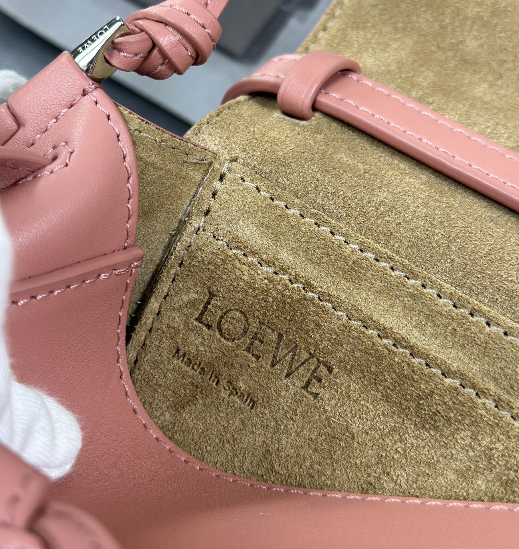 Handbags LOEWE   size:15*12.5*9cm - vstockx