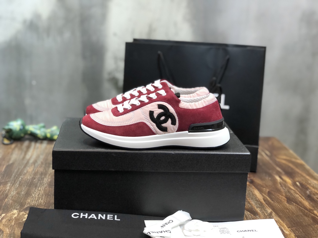 Chanel Fabric & Suede Calfskin Low Top Sneaker 35 - vstockx