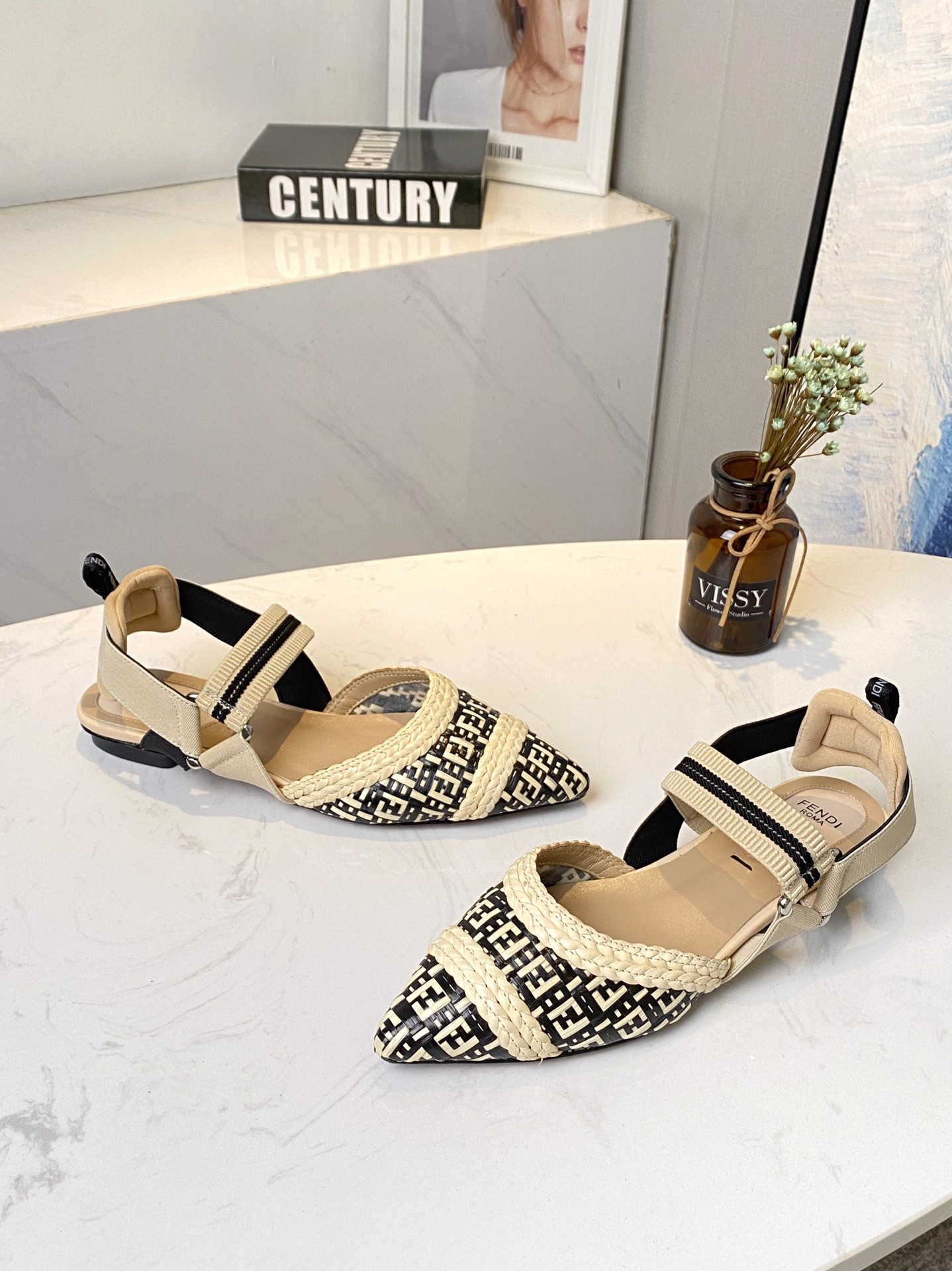 Fendi Heel 1 - vstockx