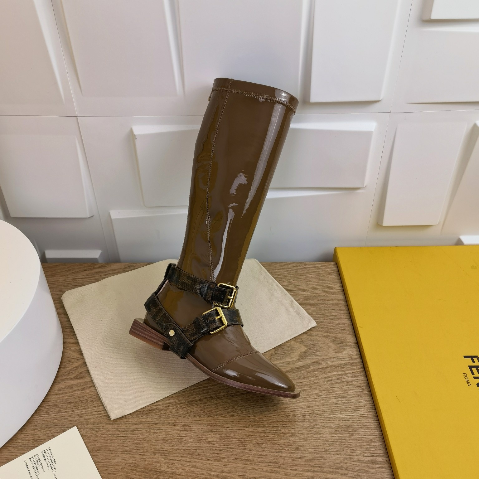 Fendi Boots 3 - vstockx