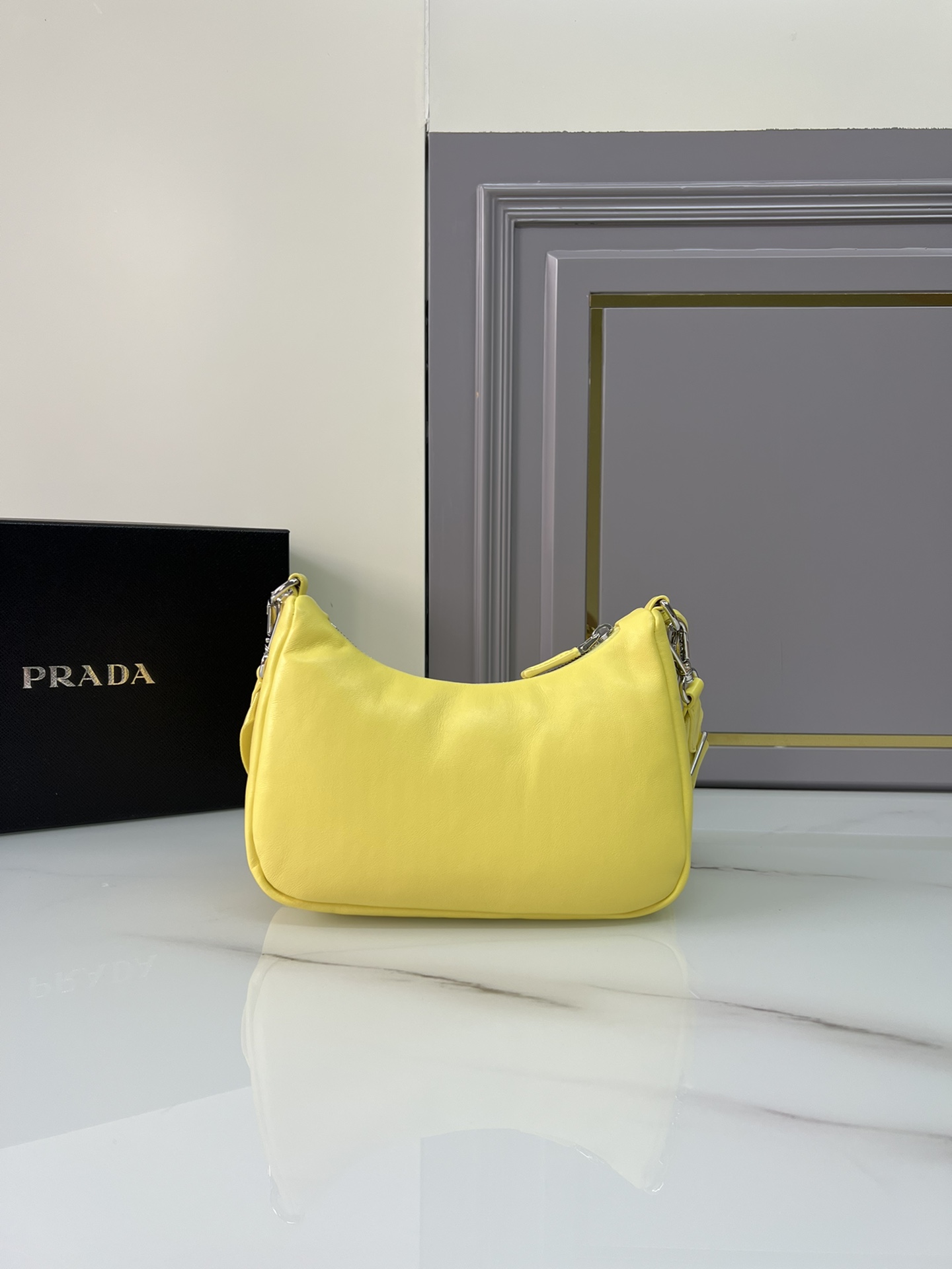 handbags prada 1BH204 22*18*6.5 - vstockx