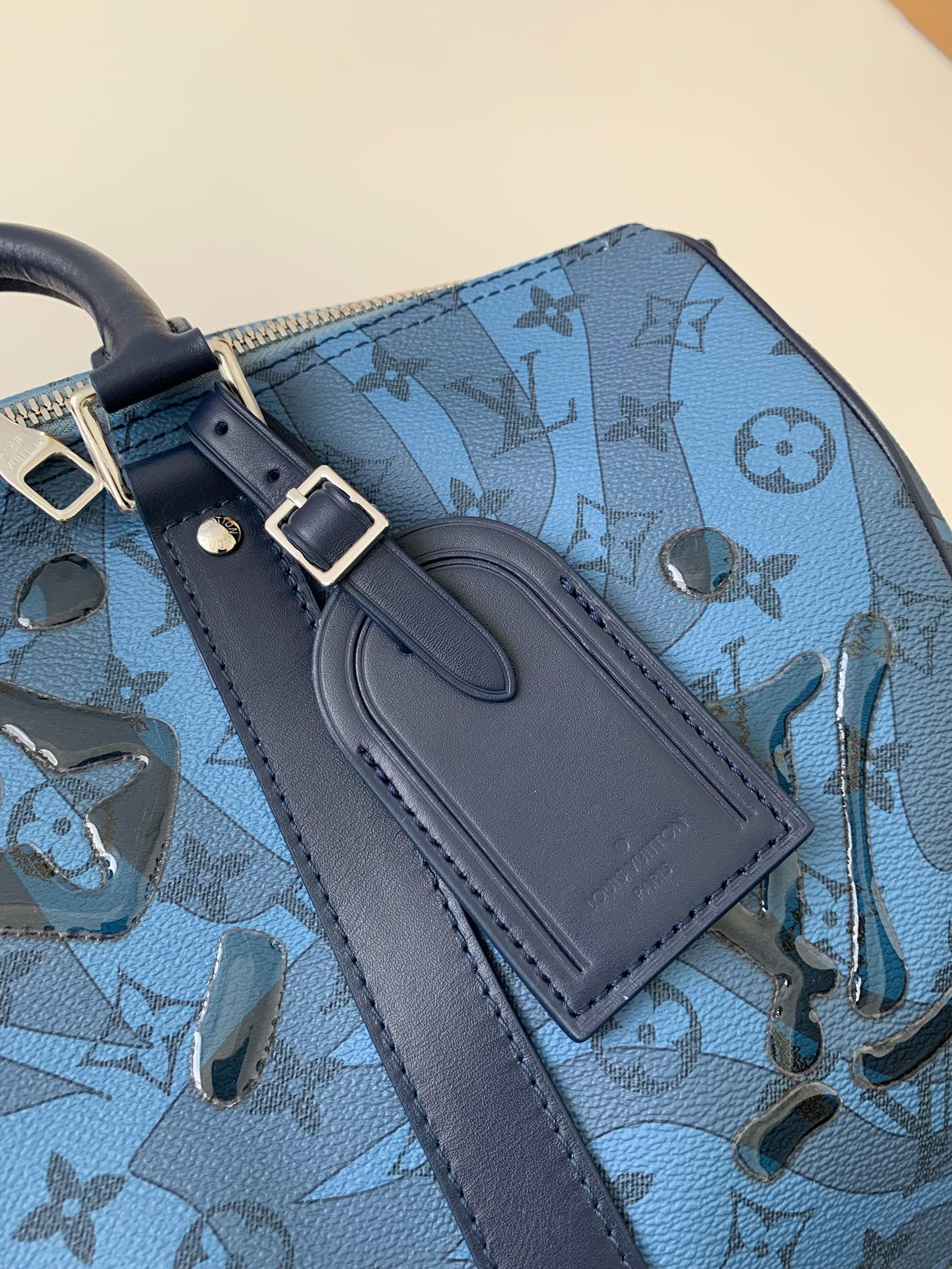 Handbags Louis Vuitton M22573 size:34*21*16 cm - vstockx