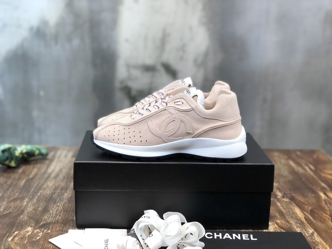 Chanel Fabric & Suede Calfskin Low Top Sneaker 27 - vstockx