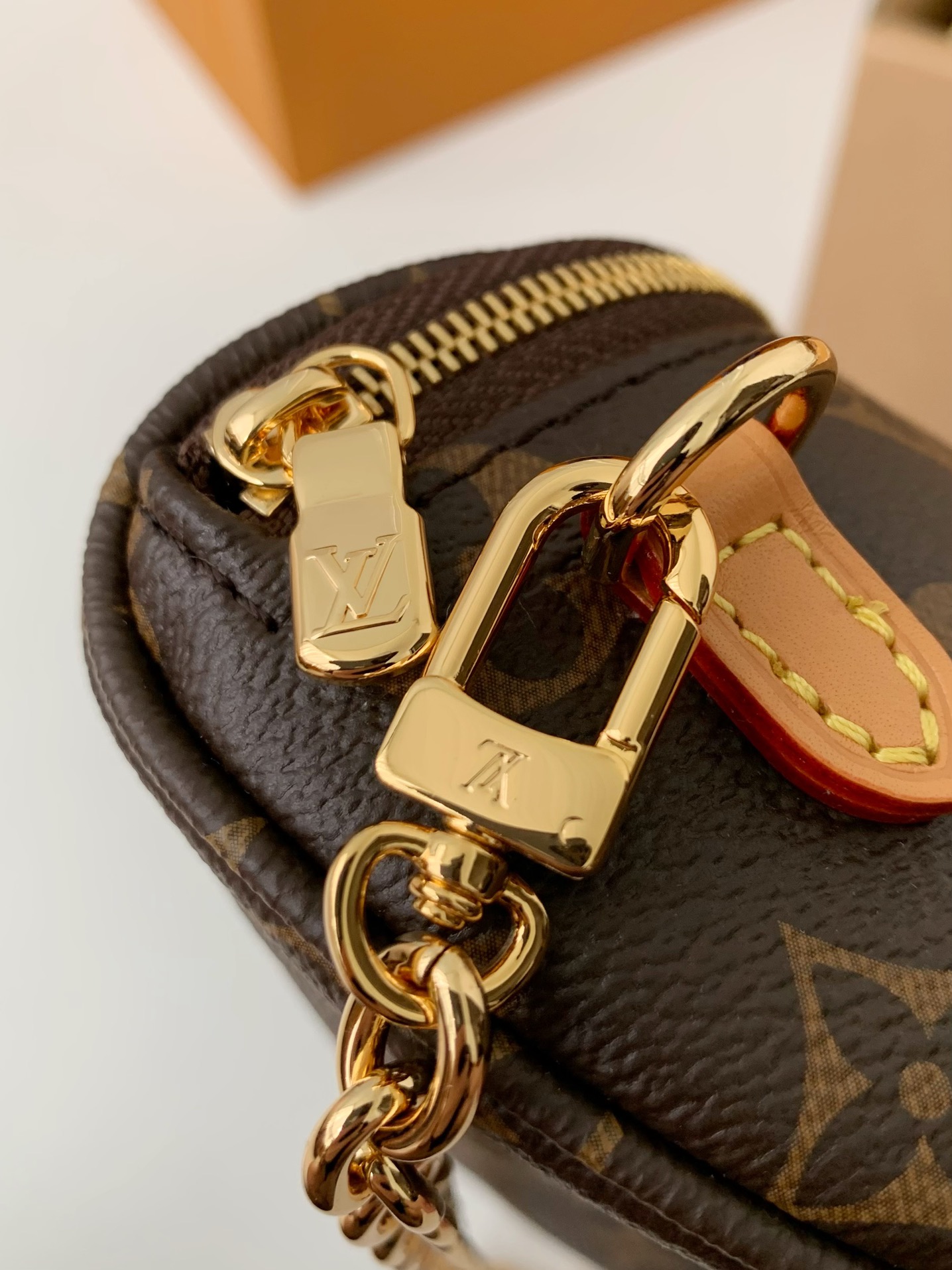 Handbags Louis Vuitton M82335 size:17*12*9.5cm - vstockx