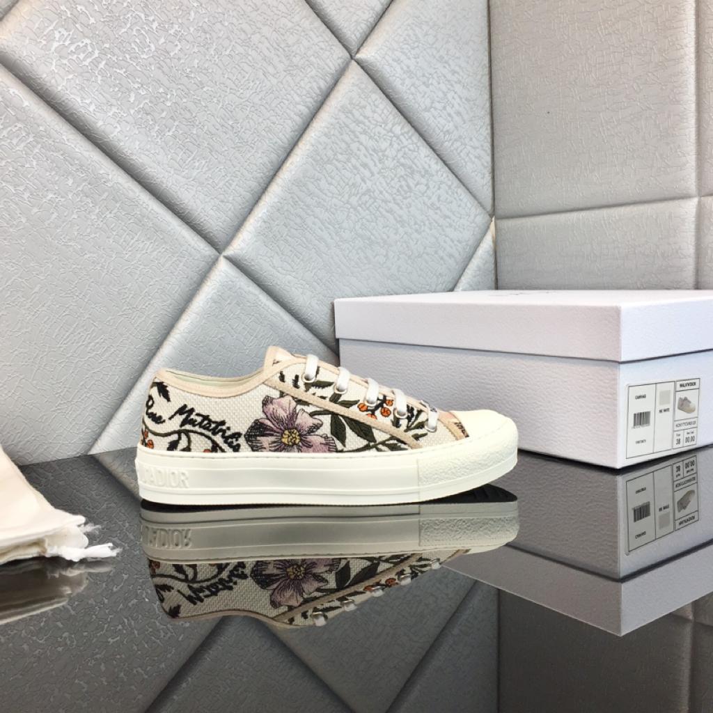 Dior Walk'N'Dior Rosa Mutabilis Embroidered - vstockx