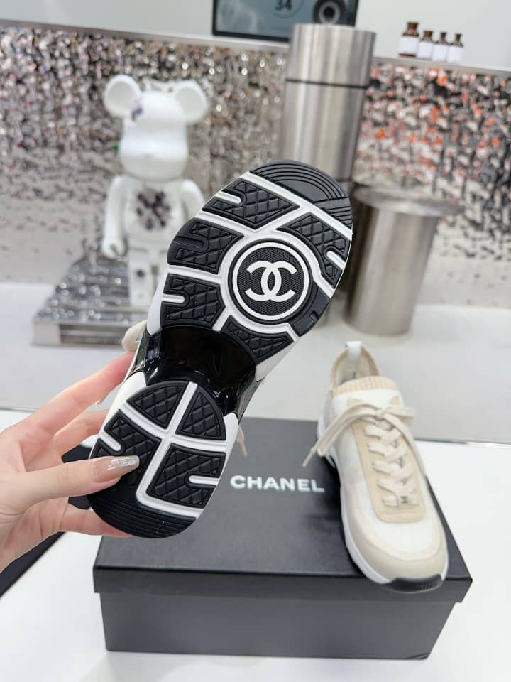Chanel Trainers Knit & suede calfskin ivory - vstockx