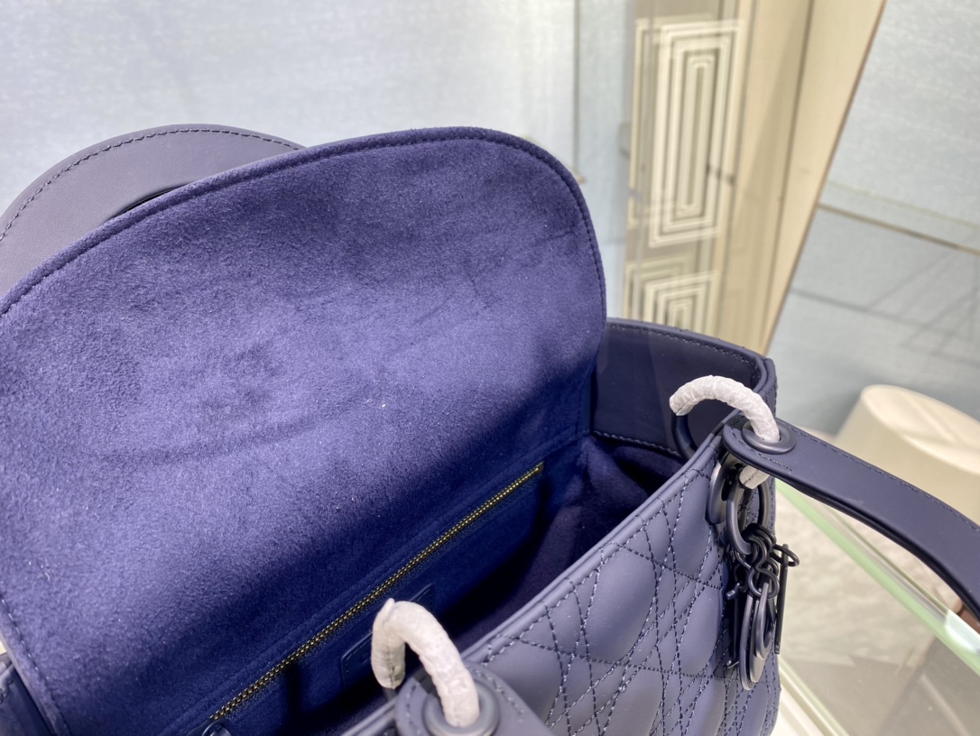 Handbag Dior 6605 size 24*12*20 cm - vstockx